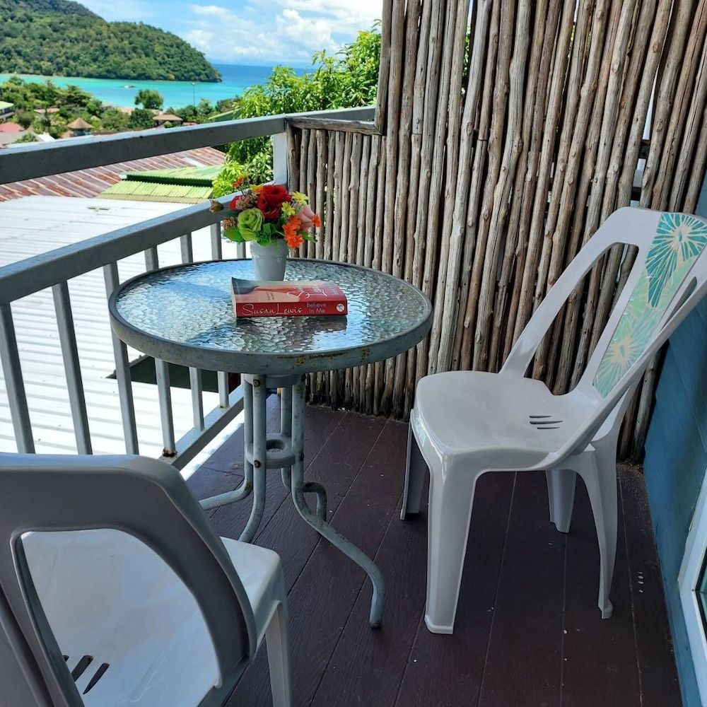 Blue View House Phi Phi Basic Double Room 5