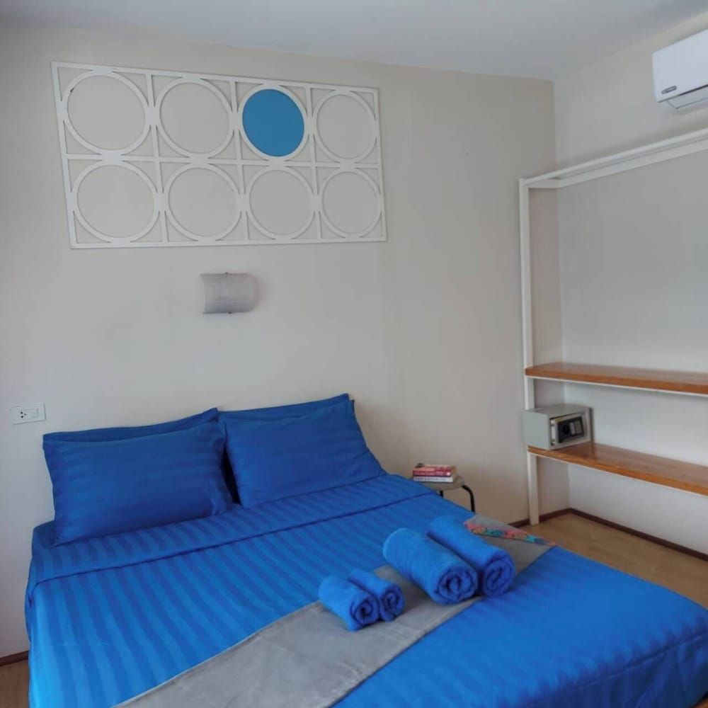 undefined Blue View House Phi Phi 10