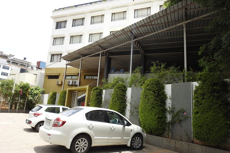 undefined The President Hotel 9