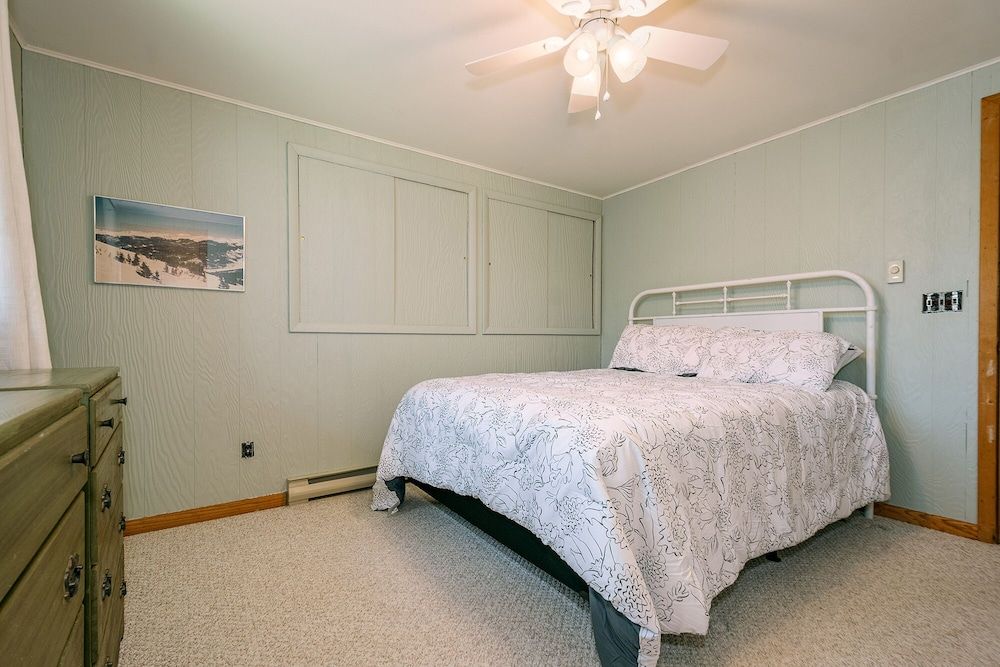 House, Multiple Beds, Kitchen
