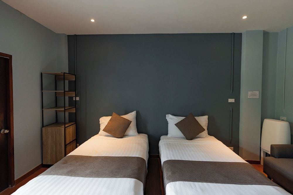 A Hotel Cozy Superior Twin Room 3