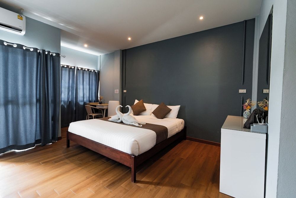 A Hotel Cozy Superior Double Room 4