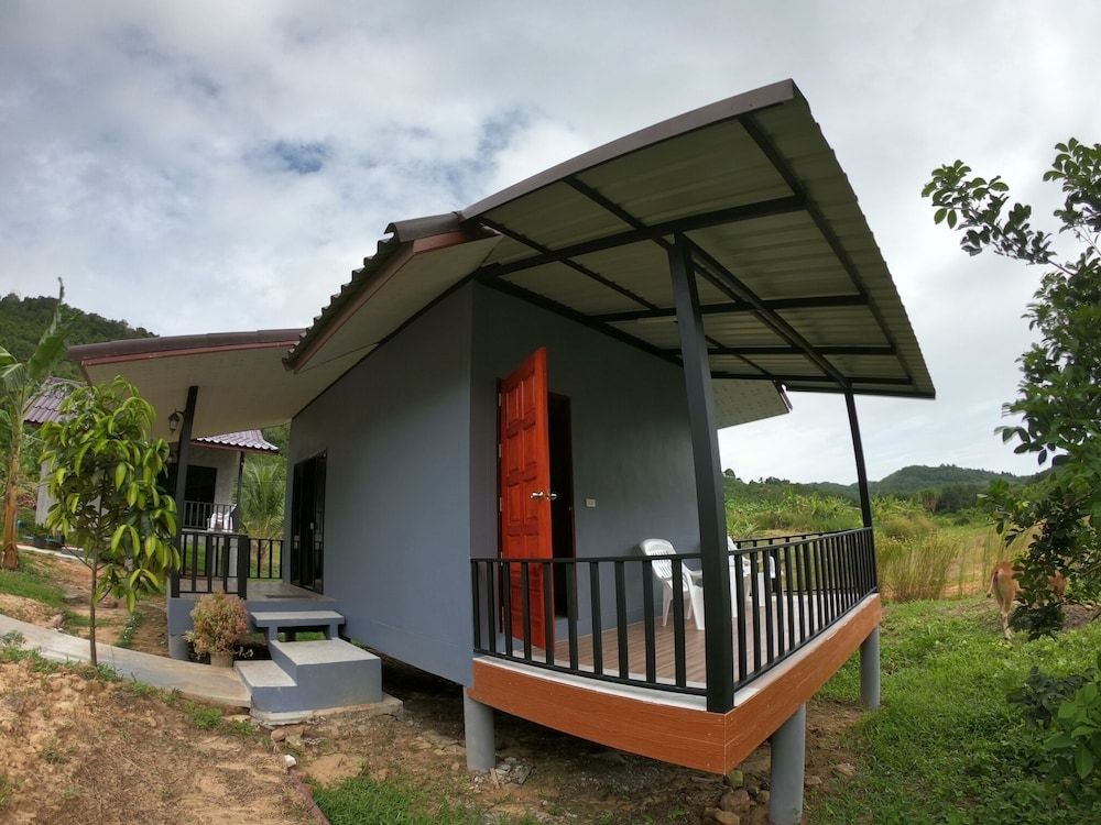 Deluxe Bungalow