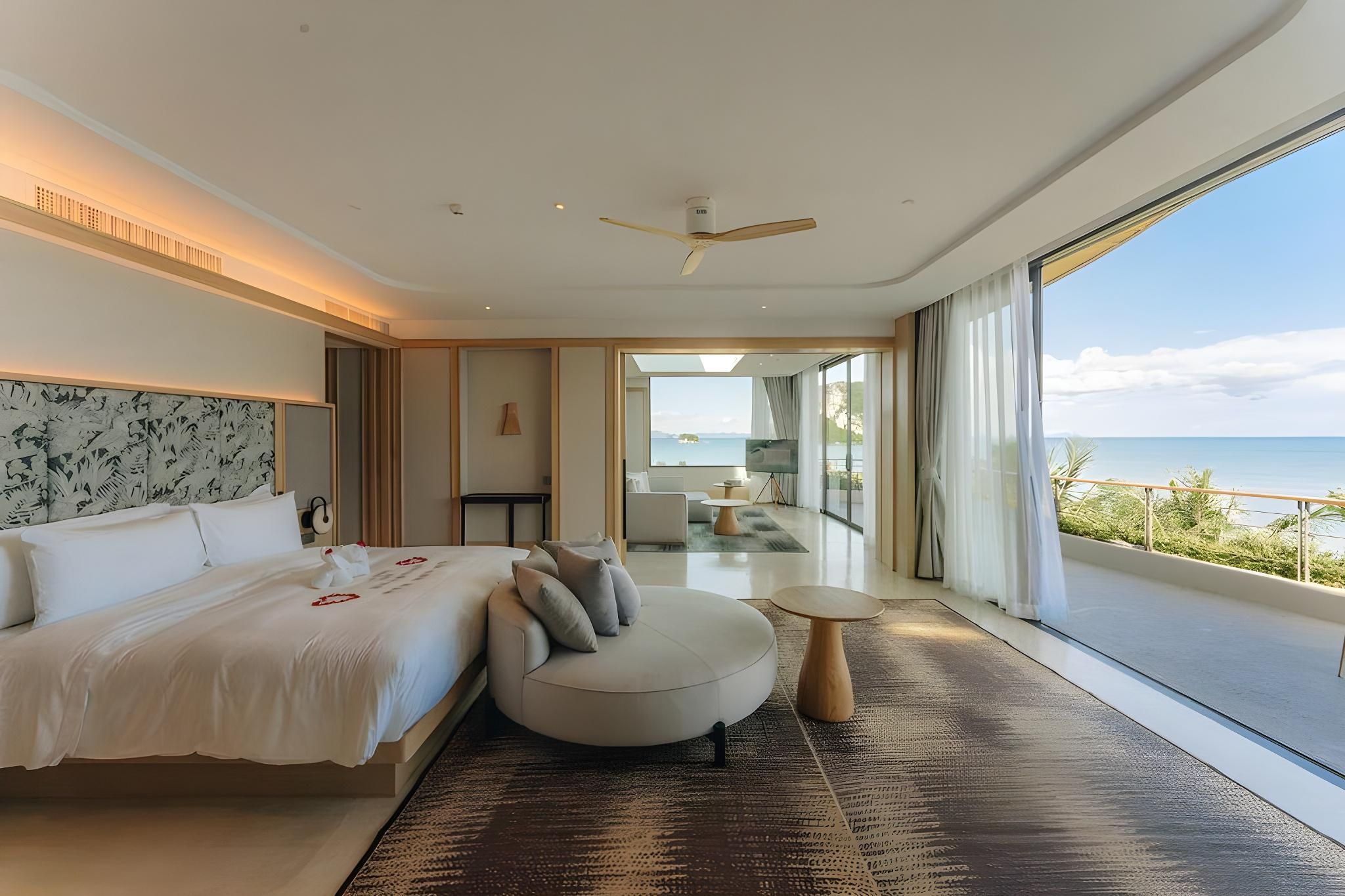 Sea View Pool Penthouse
