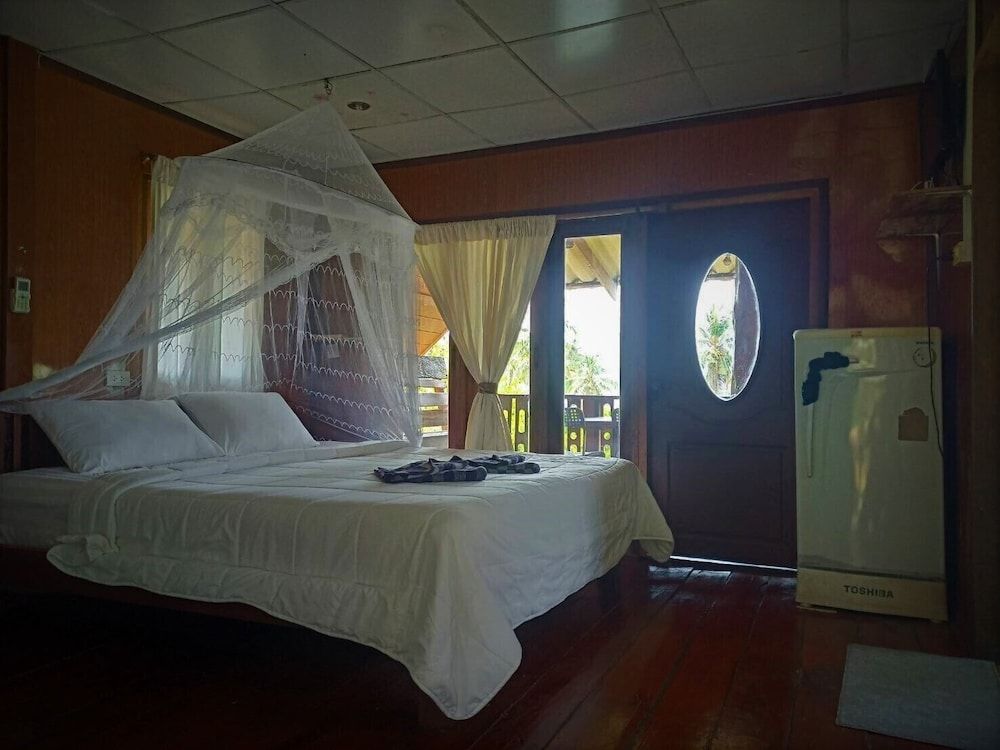 Honeymoon Bungalow