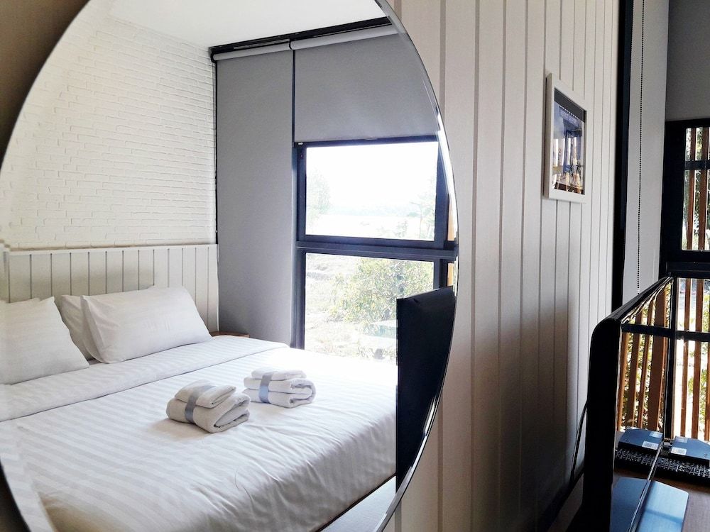 Bangpakong Boat Club Executive Room