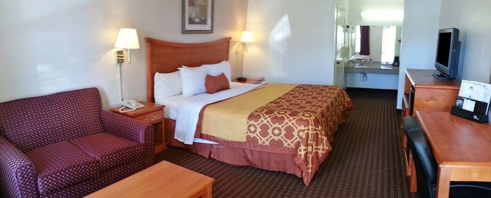 Room, 1 King Bed, Non Smoking