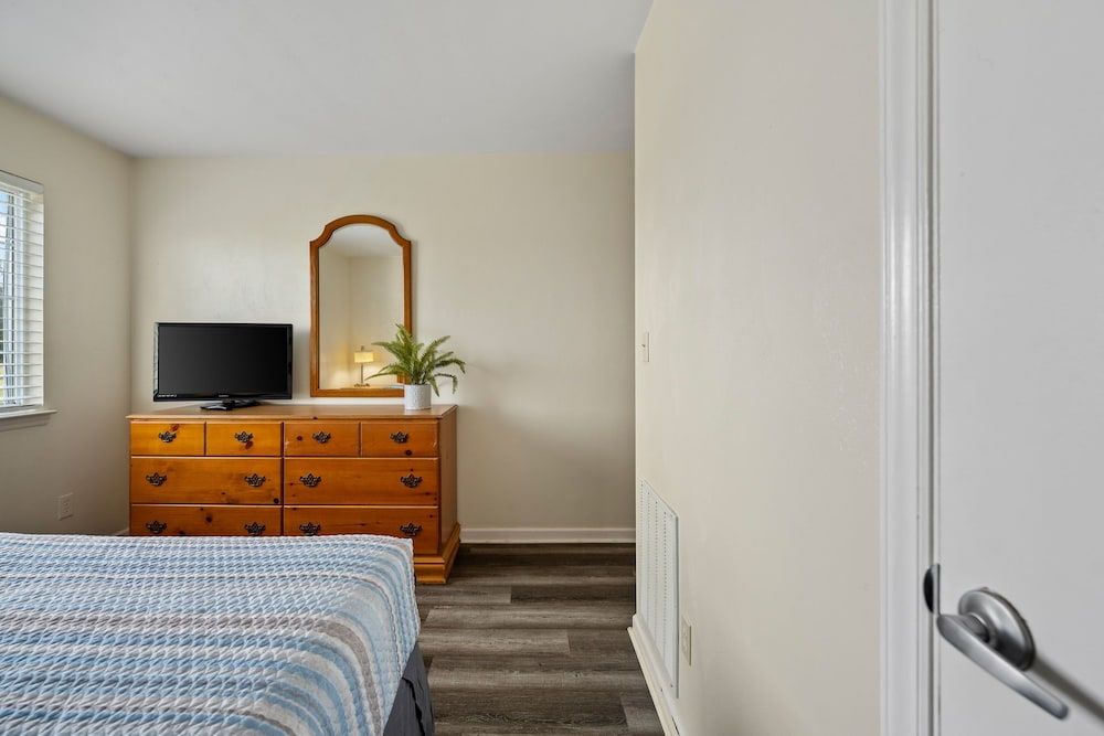 Affordable Suites Graham Standard Suite 2