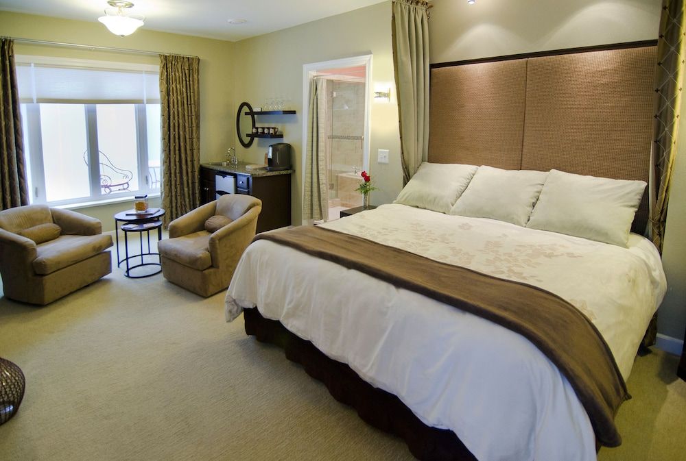 Honeymoon Suite, 1 King Bed, Non Smoking