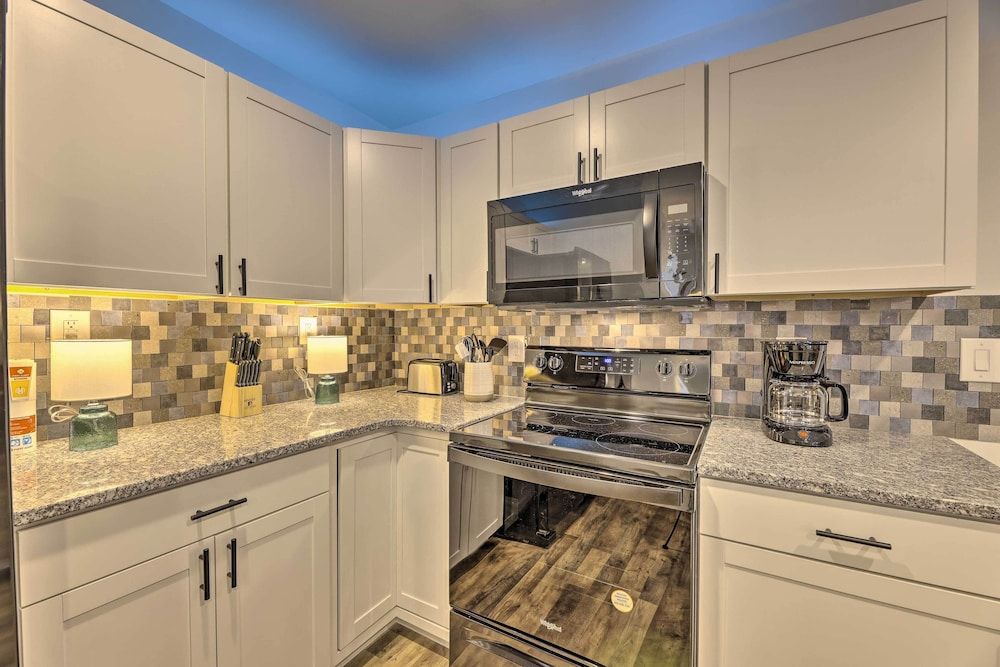 Pet-friendly Digs w/ Fire Pit & Large Yard!