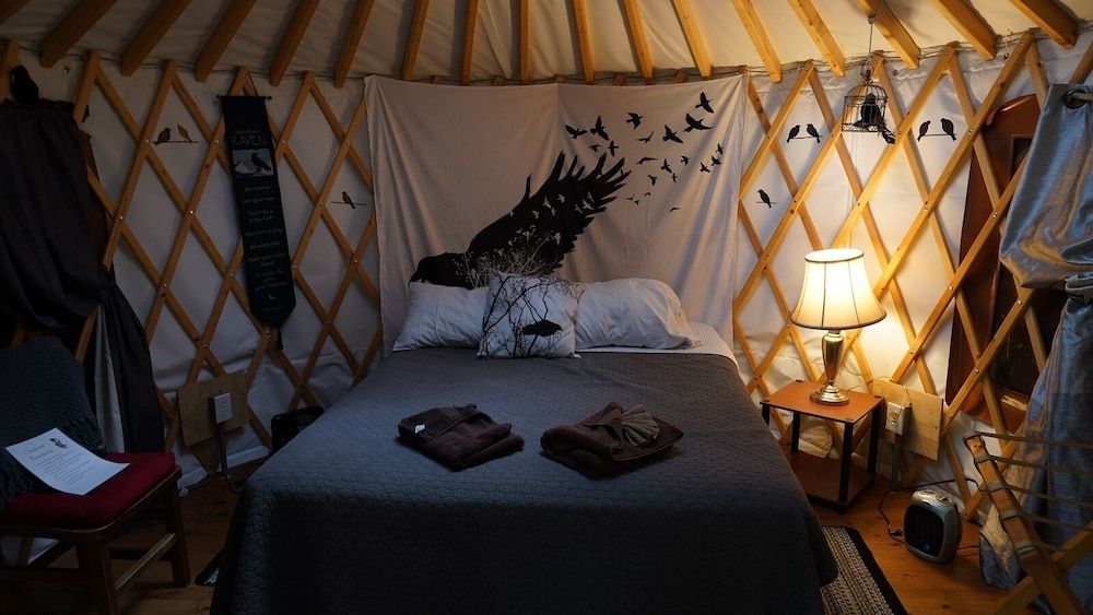 Queen Yurt, Shared Bathroom, Ravens Roost, Yurt Village