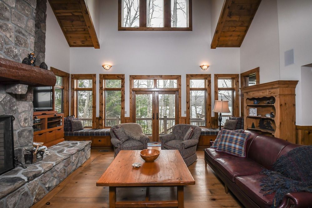 House, 5 Bedrooms, Fireplace