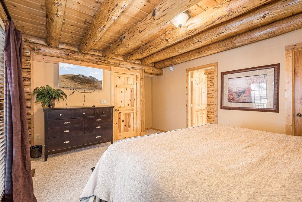 House, Multiple Beds, Fireplace