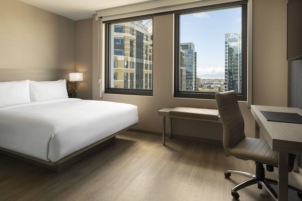 Room, 2 Double Beds, Non Smoking (Mobility Accessible, Roll-In Shower)