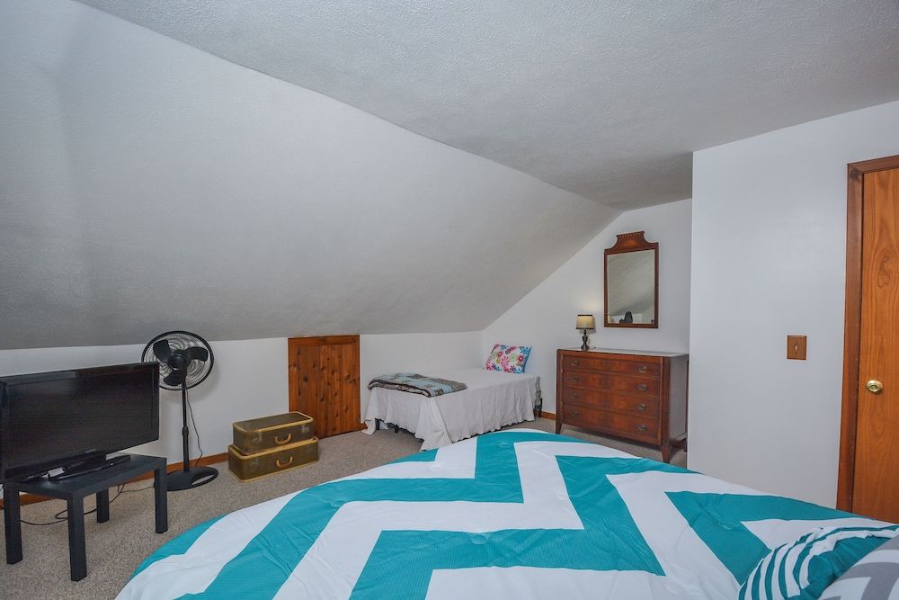 House, Multiple Beds, Fireplace