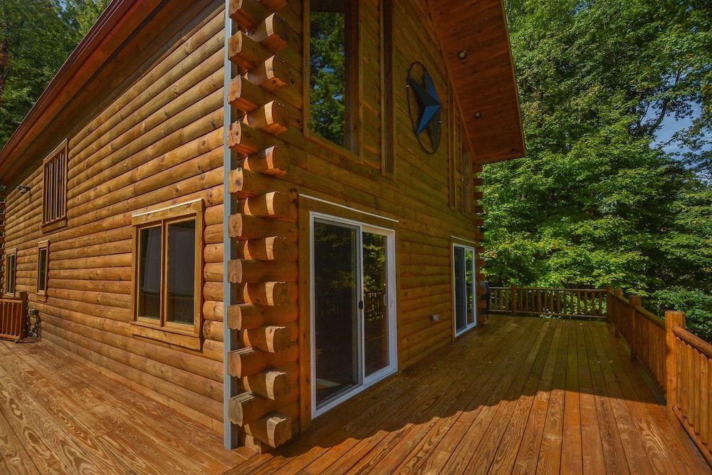 Lakestar Chalet