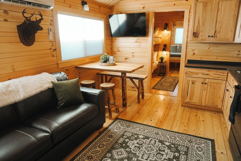 Blue Buffalo Resort Willow Cabin 5