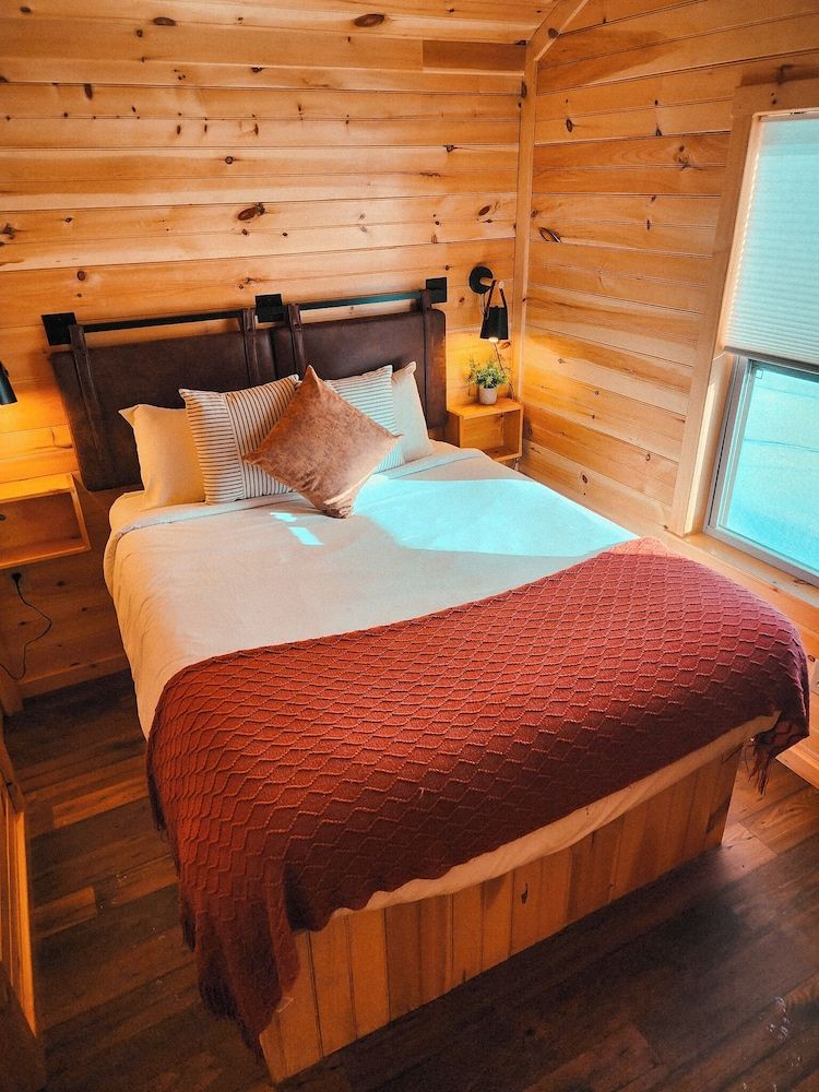 Spruce Cabin