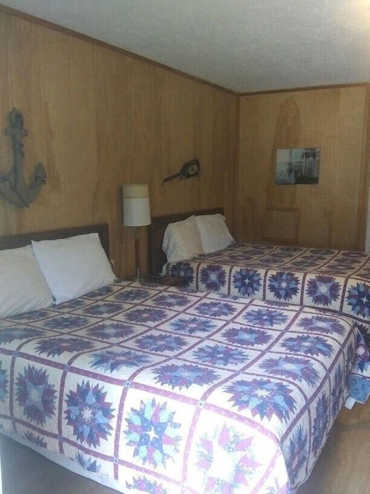 Deluxe Cabin, 2 Double Beds