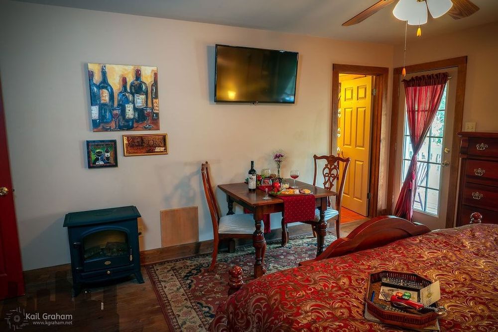 Vineyard Room