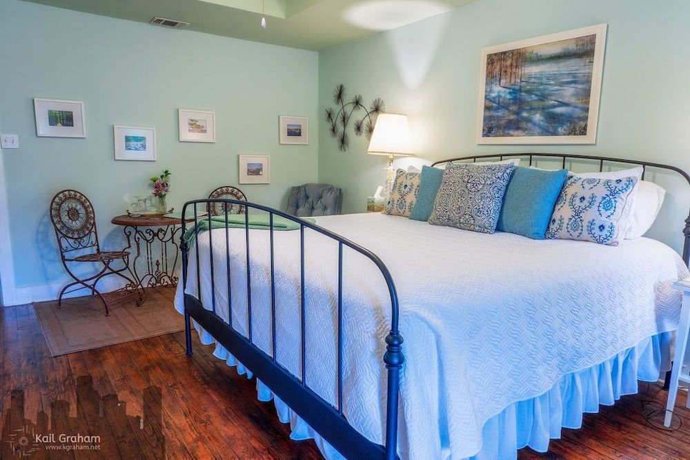 Cypress Cove Room