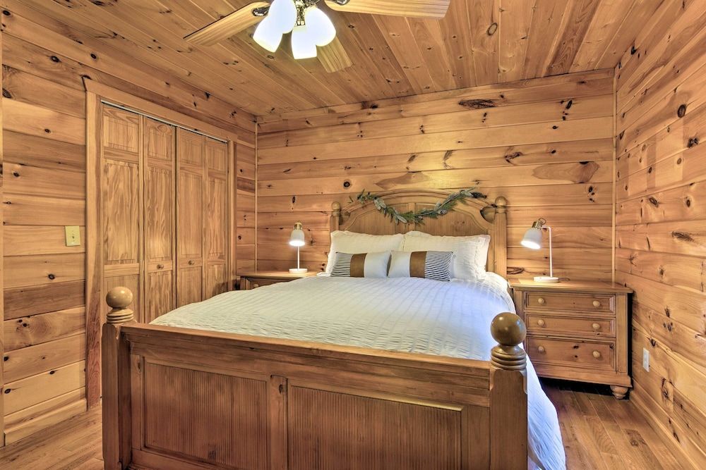 House (2 Bedrooms)