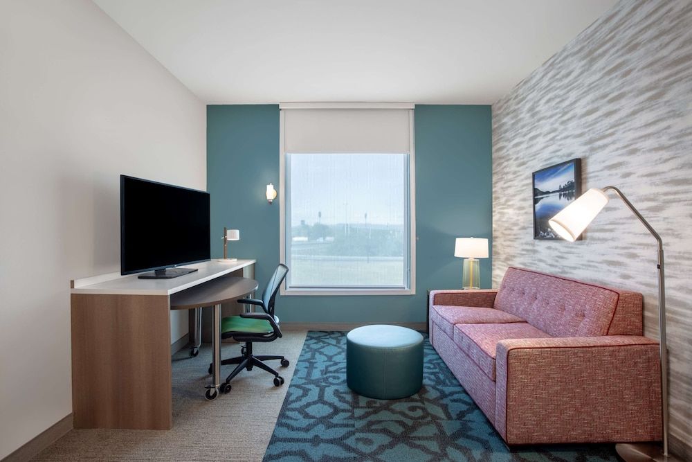 Home2 Suites By Hilton Calhoun Studio Suite, 1 King Bed, Accessible (Roll-In Shower) 5