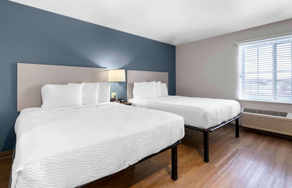 Standard Studio, 2 Queen Beds, Non Smoking, Refrigerator & Microwave