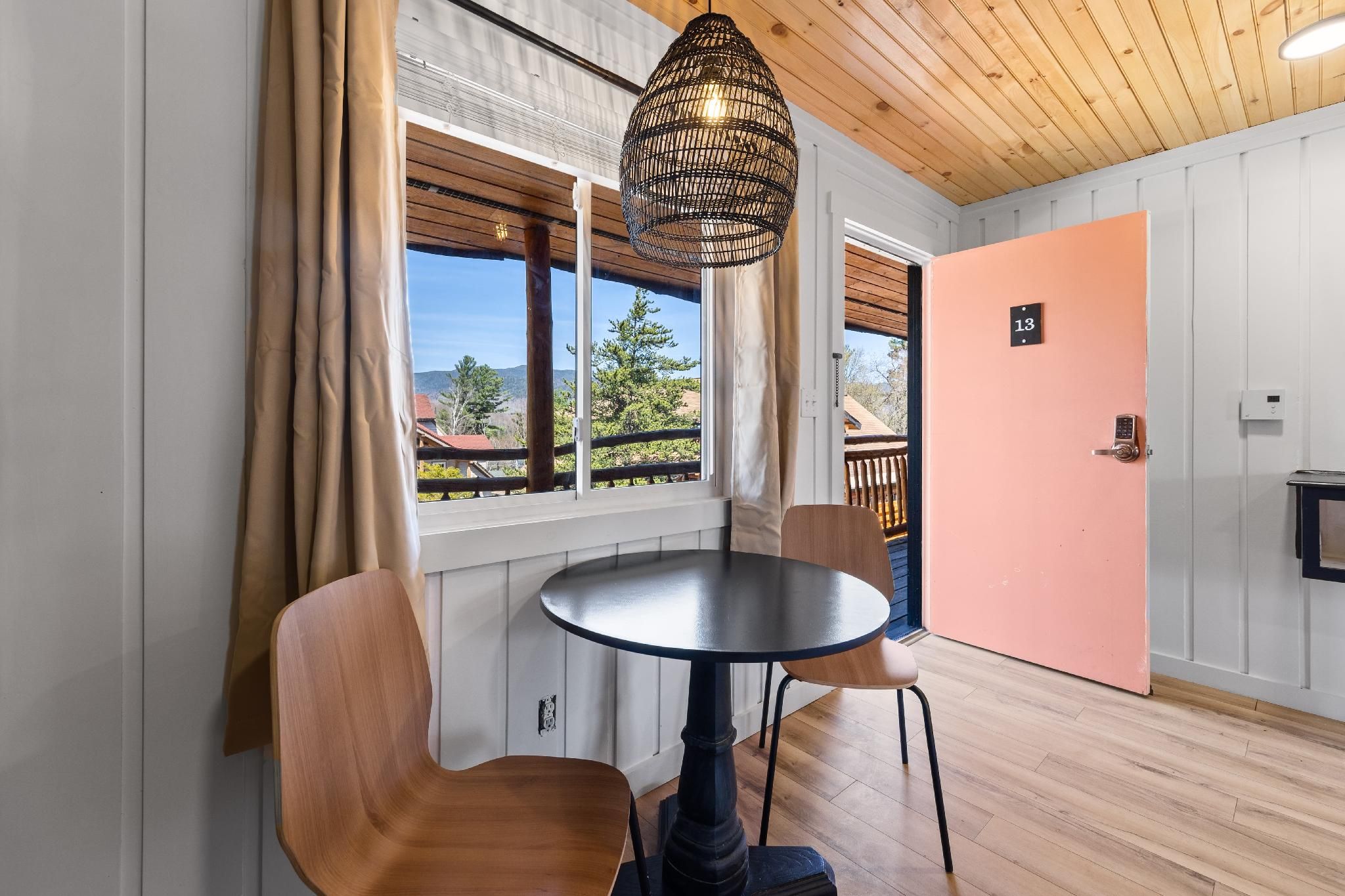 Double Suite with Balcony - Non-Smoking