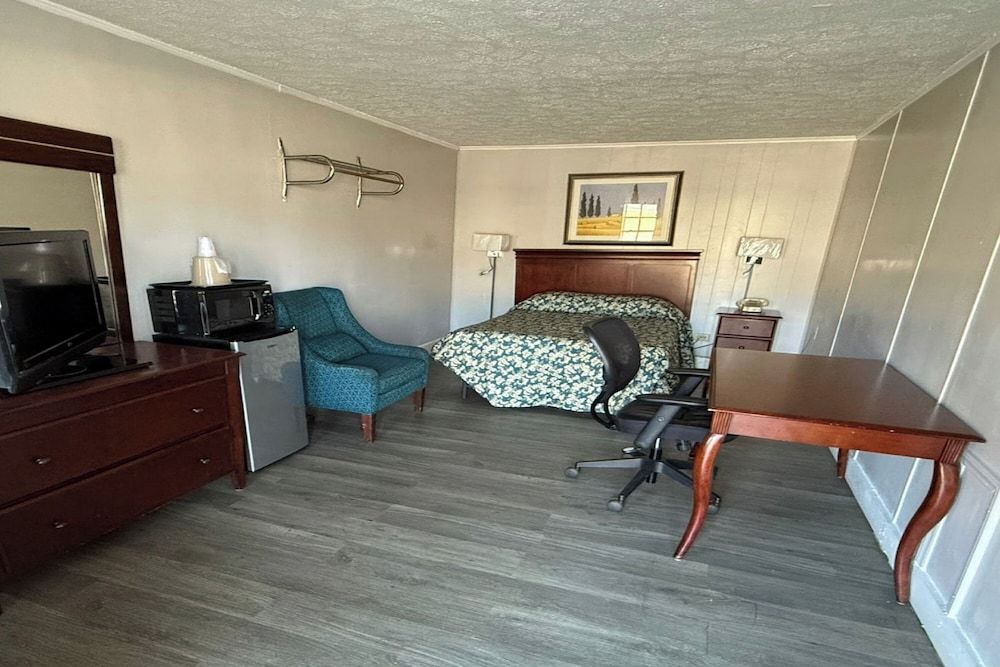 OYO Hotel Economy Inn US-29 Danville Single Room, 1 Twin Bed, Non Smoking 2