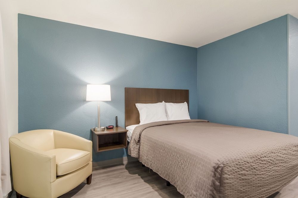 Queen Suite