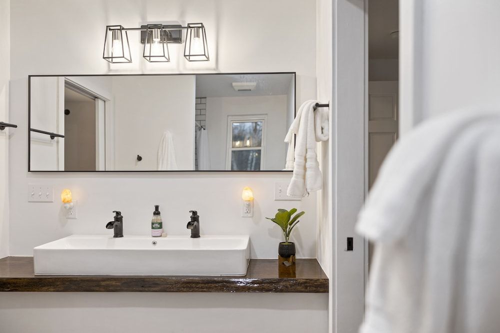 Wolfjaw Lodge Saranac House - 4BD 3