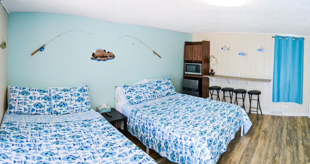 Whitehall Cottages Basic Room, 2 Double Beds, Non Smoking 2