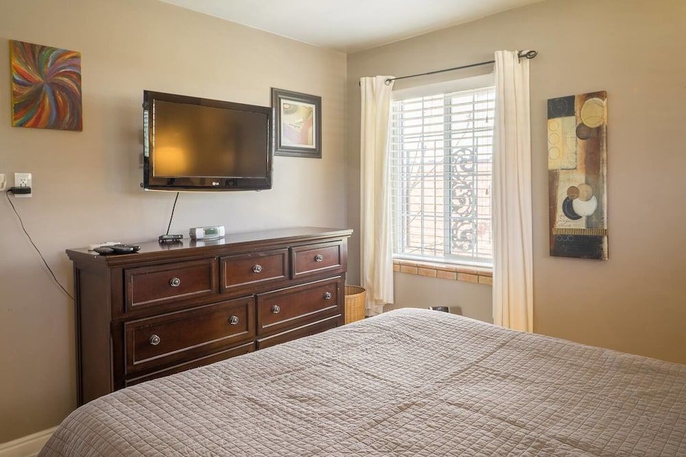 House (3 Bedrooms)