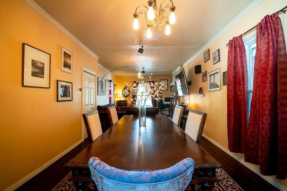 House (3 Bedrooms)
