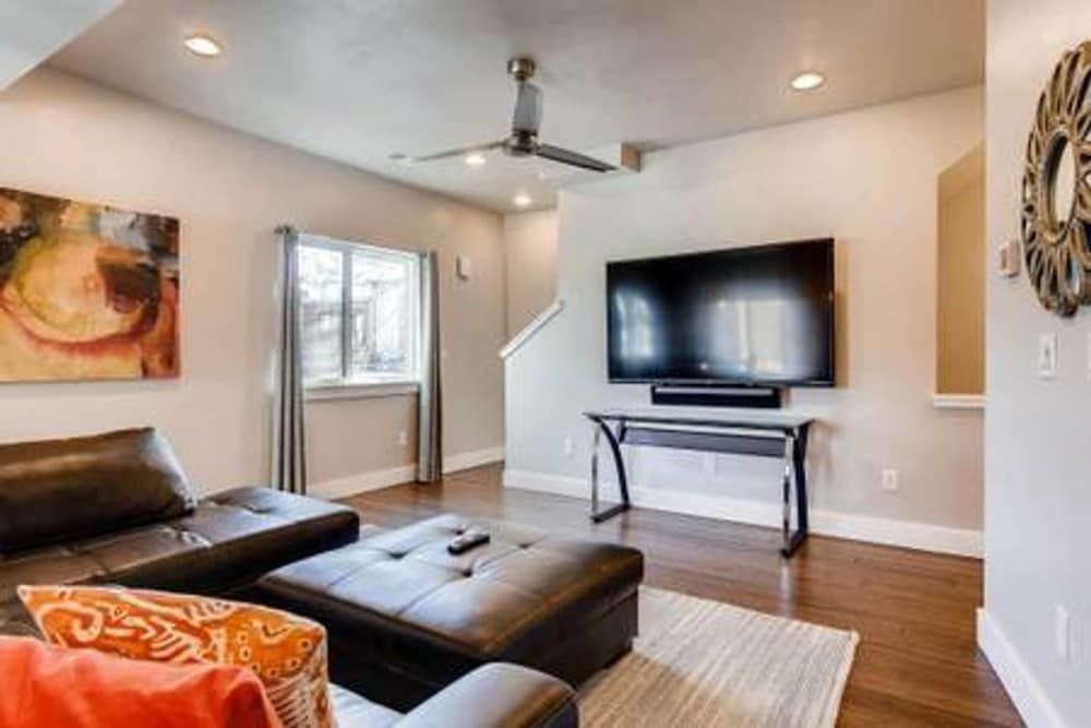 Apartment (2 Bedrooms)