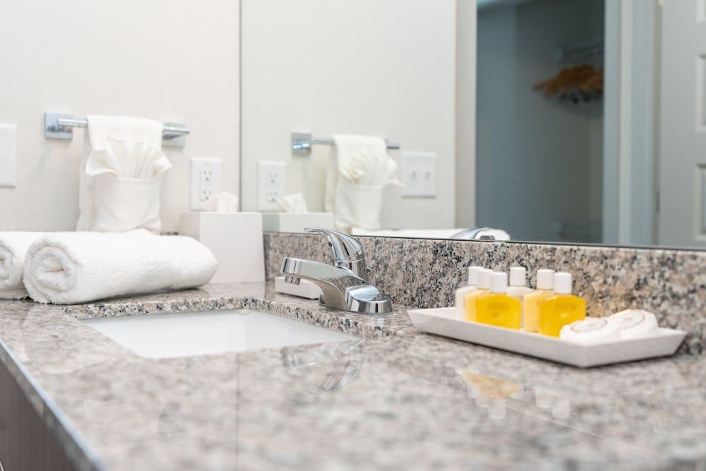 Yugo Guest Suites Studio 4