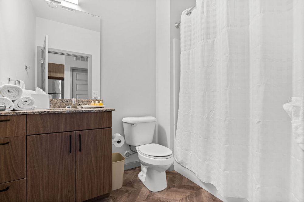 Yugo Guest Suites Studio 5