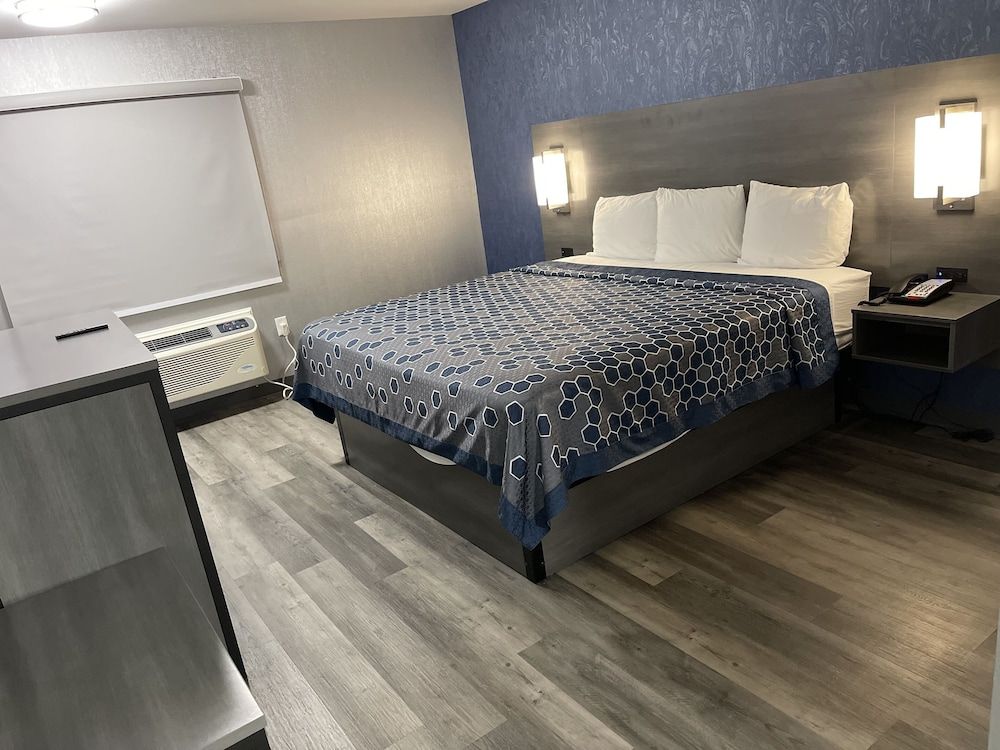 The Wayne Inn Basic Single Room 2