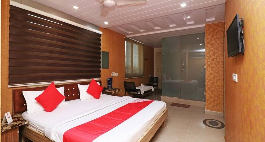 undefined Hotel Lovely Palace 6