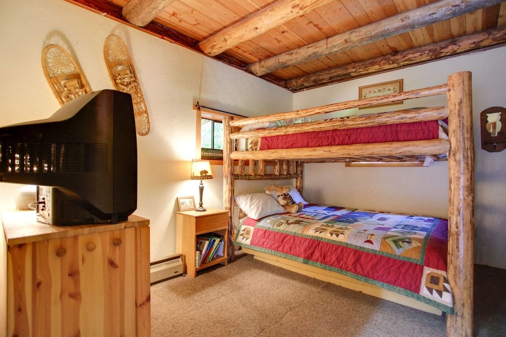 House (2 Bedrooms)