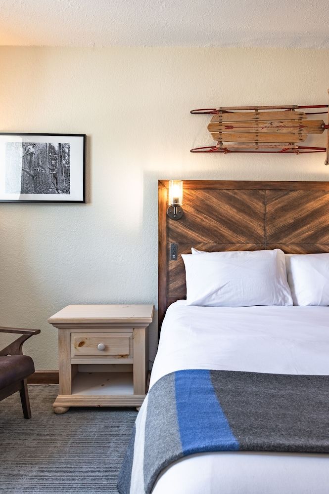 Hotel Leavenworth Cozy Queen 4