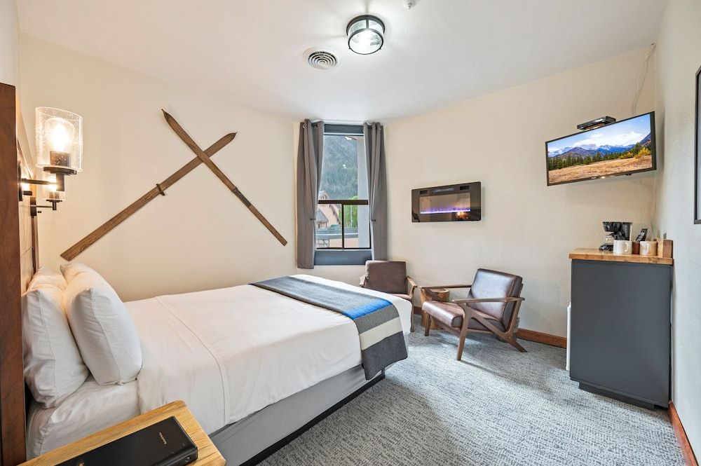 Hotel Leavenworth Two Bedroom Suite 13