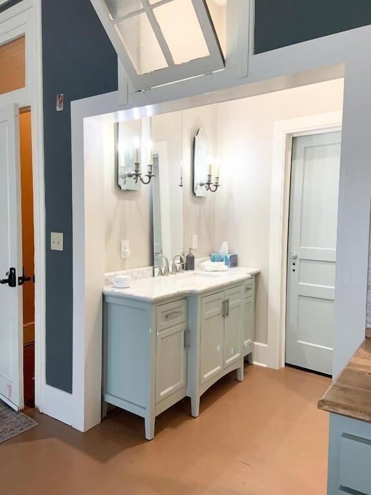 Archer Suite
