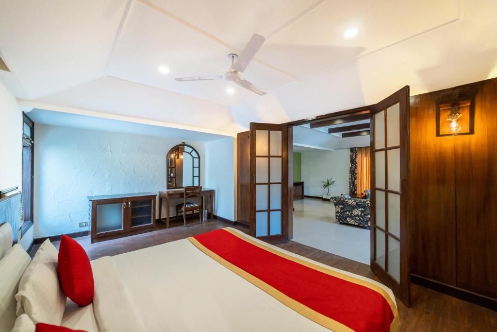 Country Inn Nature Resort Bhimtal Deluxe Room 2