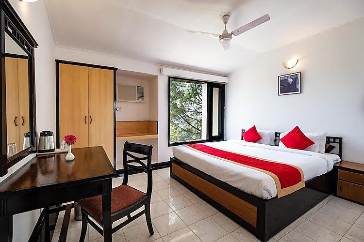 Two-Bedroom Cottage with Private Garden