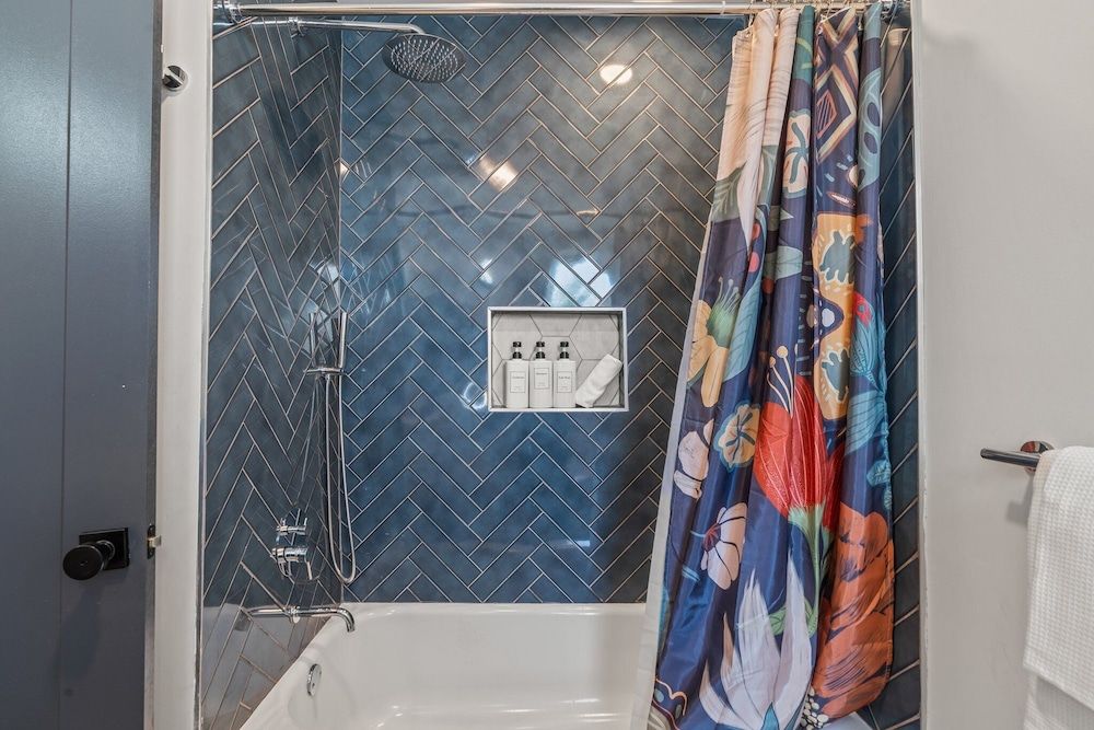 Stylish-Near Stadiums&Nightlife-GameRoom Basic House 11