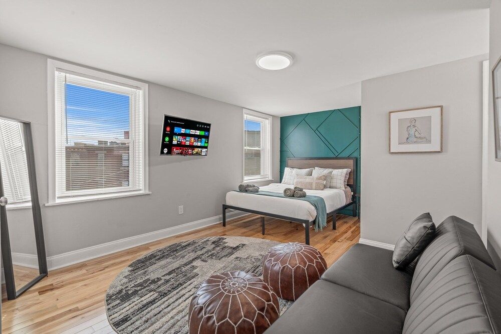 Spacious & CentralGetaway QueenBeds House 6