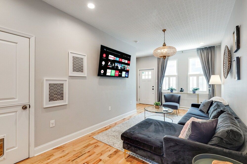 Trendy Fairmount Gem Roof Deck Basic House 14