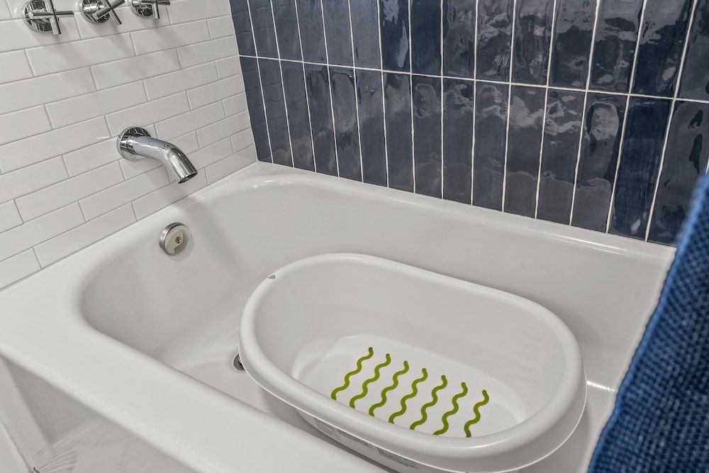 Trendy & Cozy Fishtown GameRoom Basic House 30